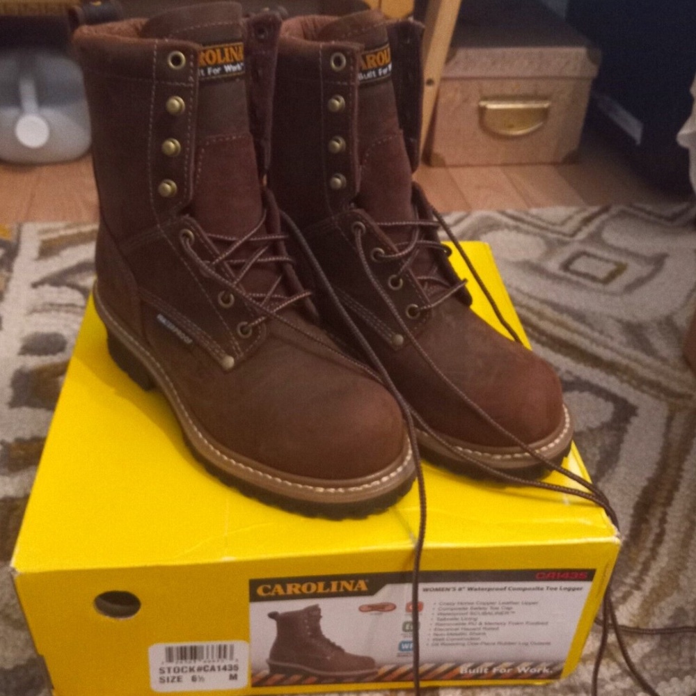 NEW Carolina women's work boot sz 6.5 CA1435